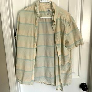 Quiksilver button down tee